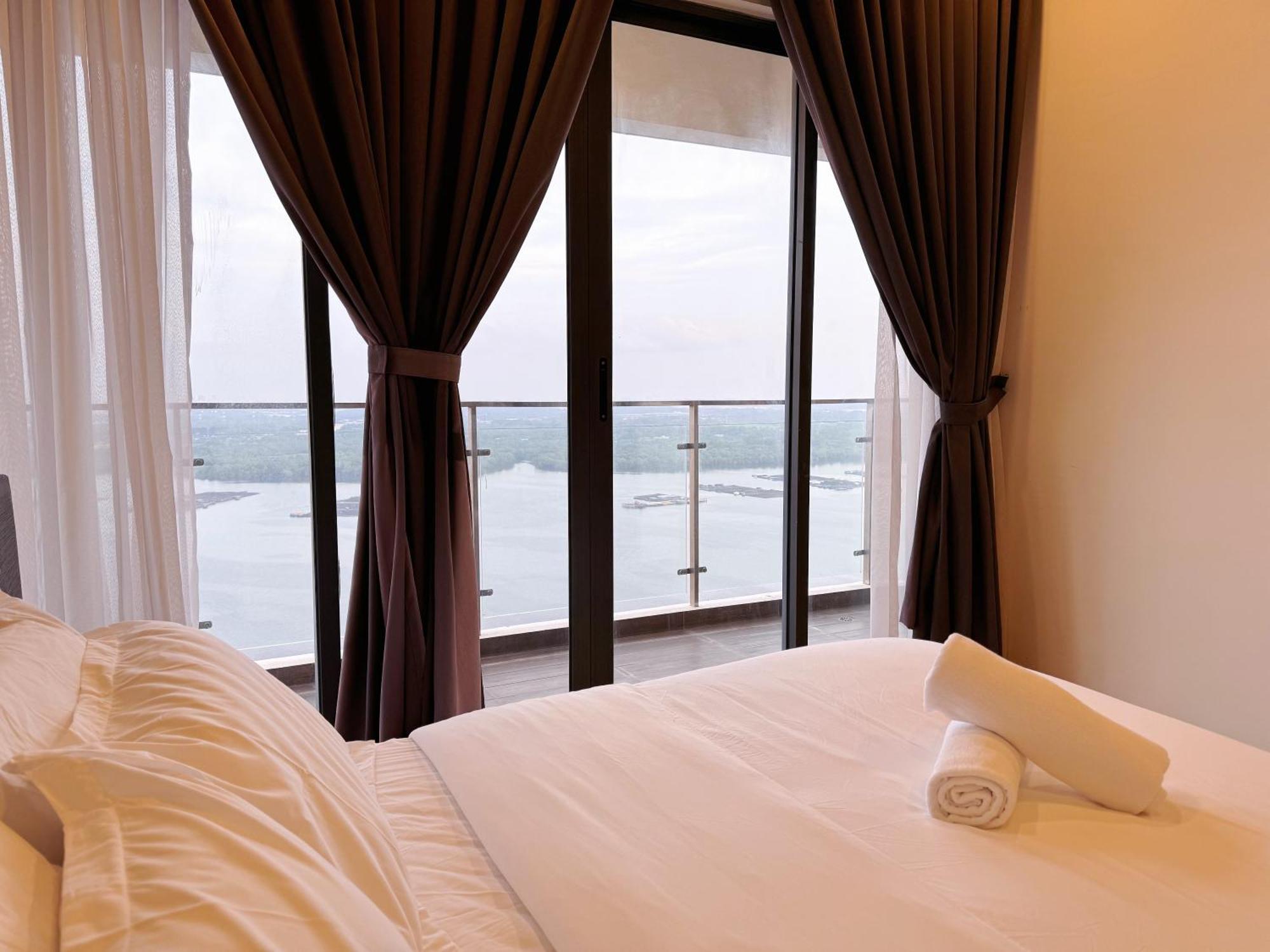 Apartment Country Garden Danga Bay By Minshuku *