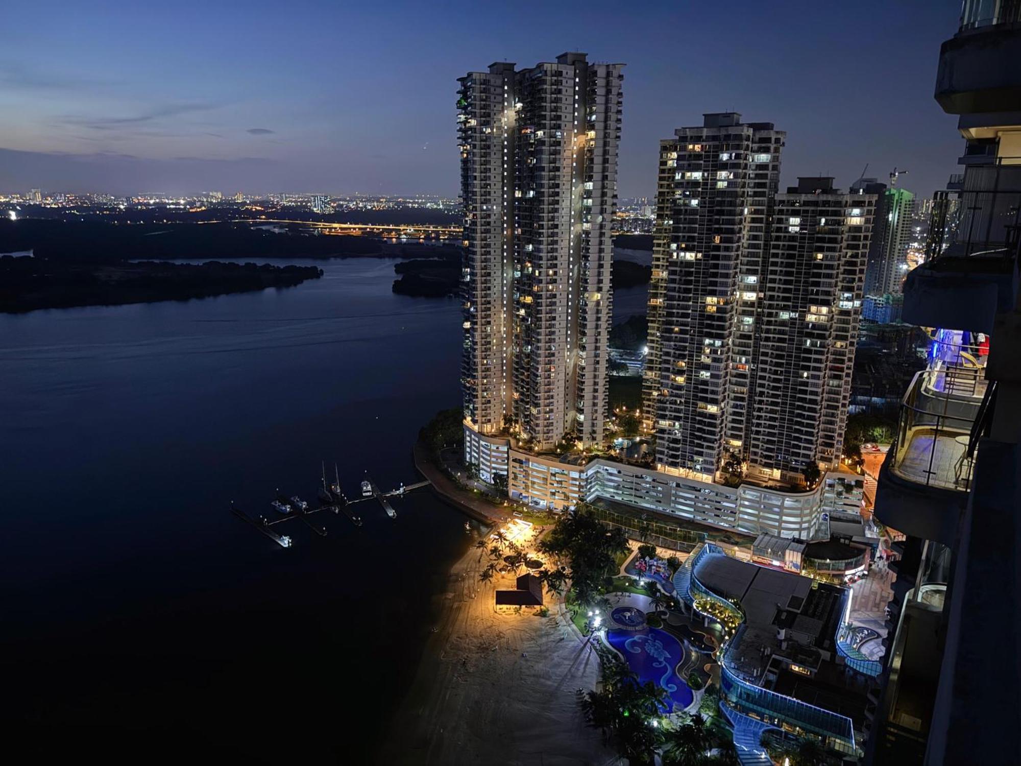 Apartment Country Garden Danga Bay By Minshuku Johor Bahru